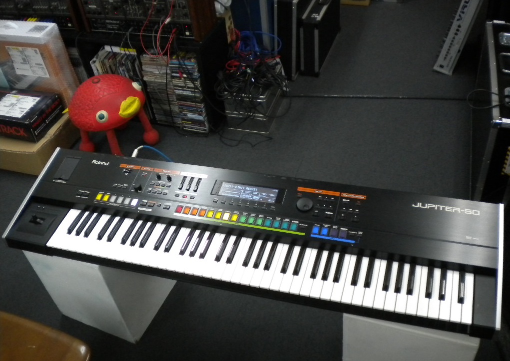 Roland JUPITER-50試奏記 : 風流音色まねゑもん Roland JUPITER-50試奏記 : 風流音色まねゑもん