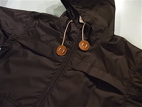 MT RAINIER DESIGN / WINDSHED HOOD JACKET_f0139457_14372955.jpg