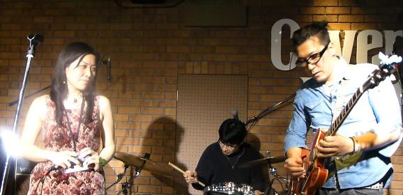 2013年2月9日、カラフルCavernBeatライブのライブレポ♪_e0188087_19482025.jpg