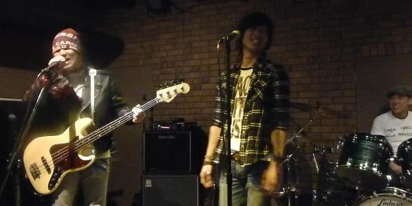 2013年2月9日、カラフルCavernBeatライブのライブレポ♪_e0188087_21353228.jpg