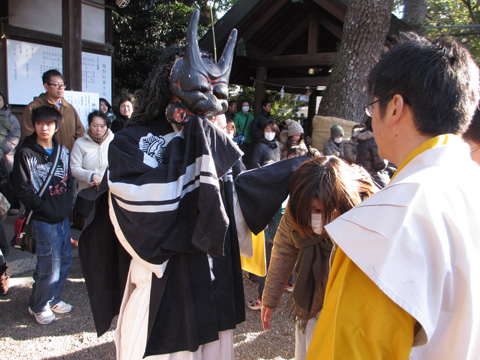 豊橋鬼祭_e0293913_22422.jpg