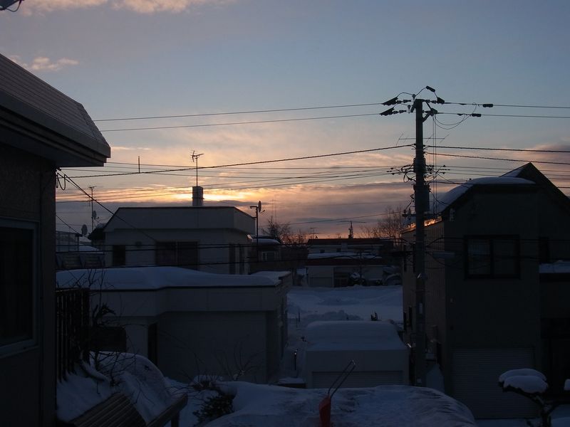 日の出の20分後と日の入りの20分前_c0025115_17372897.jpg