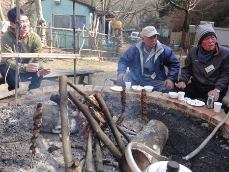 「バンブーハウス」屋根葺き替え完成　＆　新年会パーティー　　in　孝子の森_c0108460_030984.jpg