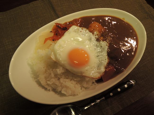 エッグカレー_b0007571_21215015.jpg