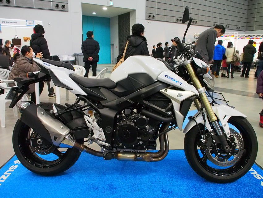 スズキ GSR750 (1058491) | 中古バイク・新車の事なら