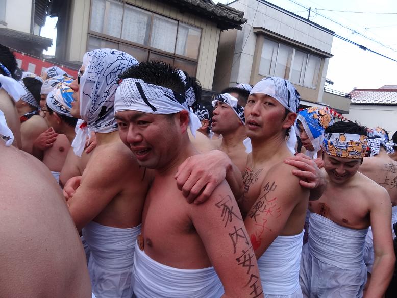 天下の奇祭・一関市大東大原の水掛祭に行った_f0075595_1503337.jpg