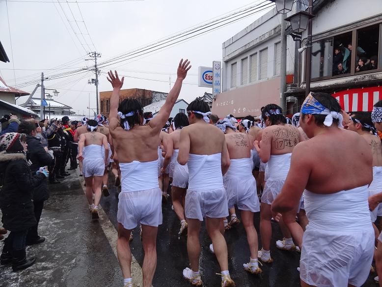 天下の奇祭・一関市大東大原の水掛祭に行った_f0075595_1521646.jpg