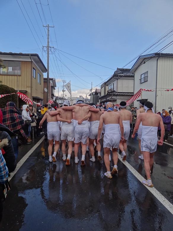 天下の奇祭・一関市大東大原の水掛祭に行った_f0075595_1555749.jpg