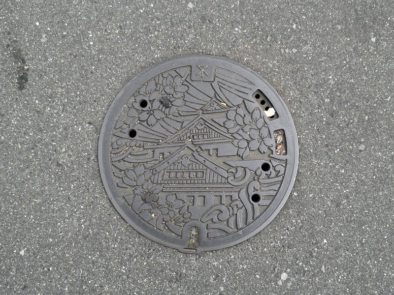 カラーマンホール蓋も見つけた、国道2号大阪市福島西通交差点付近のマンホール蓋_e0304702_20552650.jpg