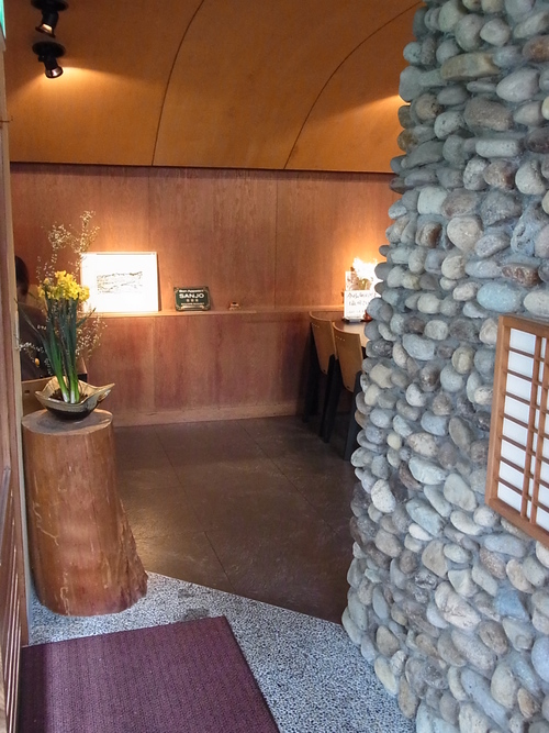 e0243008_1223477.jpg