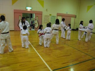 新発寒道場 女子空手家パワー!_c0118332_22483176.jpg