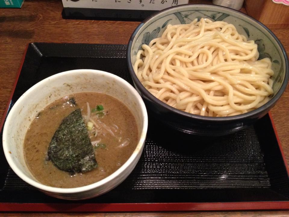 【つけ麺】ＷＩＦＩを捨てよ、町へ出よう【油そば】（狛江市ラーメンランキングまとめ）_e0173239_0372914.jpg