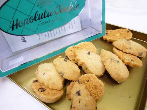 Choc Chip Macadamia Mini Bites Frosted Window Gift Box@Honolulu Cookie Company_c0152767_21459100.jpg