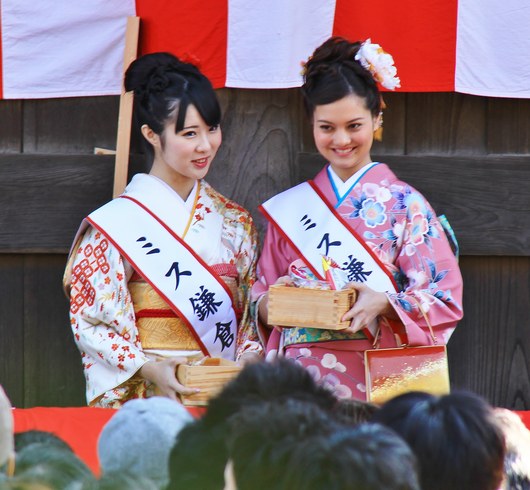 建長寺・・・豆まきの様子_d0025894_0502849.jpg