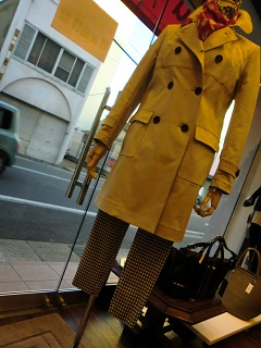 春には春のコートが大人仕様・・・・・・・・・☆_c0113499_1736257.jpg