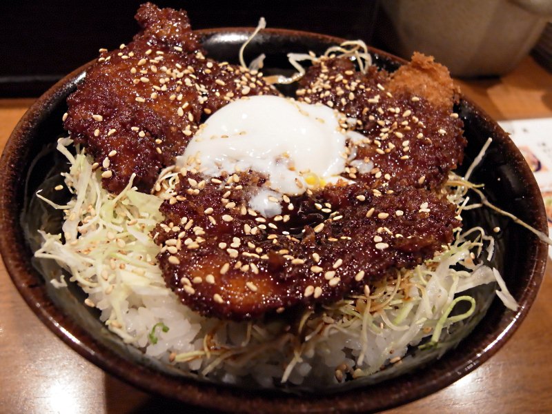 ワンコインでもお腹イッパイ とん亭 カツ丼 北新地駅 東梅田駅 食マニア Yの書斎
