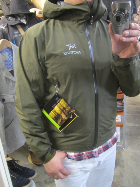 ARK\'TERYX ・・・ Alpha SL JACKET & Beta SL JACKET!!_d0152280_4163572.jpg