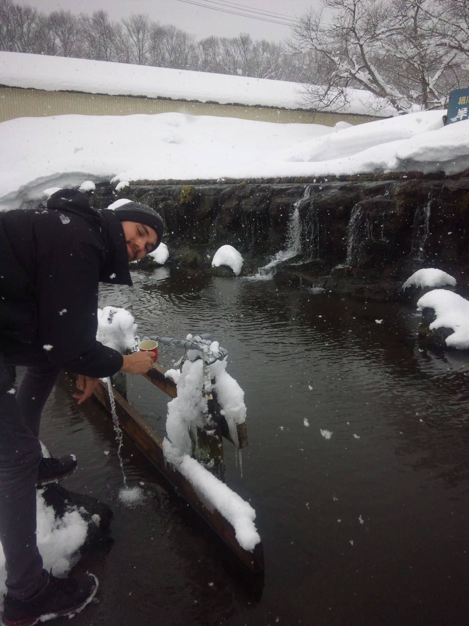 ジョシさんと羊蹄山の湧水へ♪_e0141084_1543014.jpg