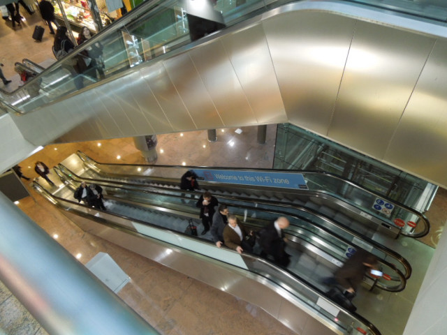 ブリュッセル国際空港というところ イ課長ブログ