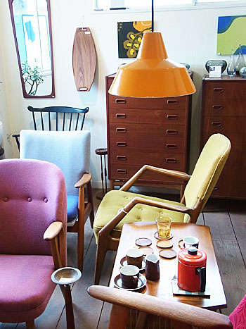 louis poulsen enamel lamp_c0139773_18433386.jpg