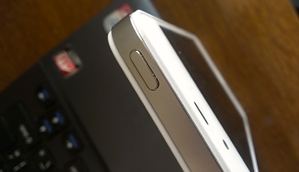 iPhoneの電源ボタンの故障・修理_a0000006_12234952.jpg