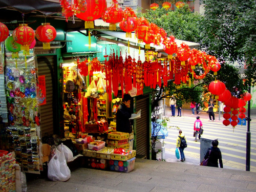 「香港・旧正月 アジア初出店COSとセントラルの街並み」_a0000029_1413740.jpg