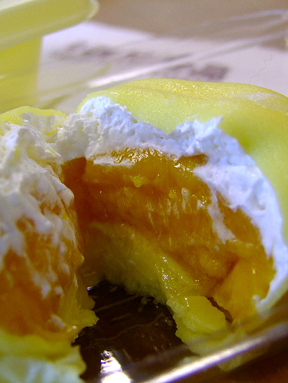 「香港・旧正月 チムサーチョイ デザート食べ歩き」_a0000029_16132451.jpg