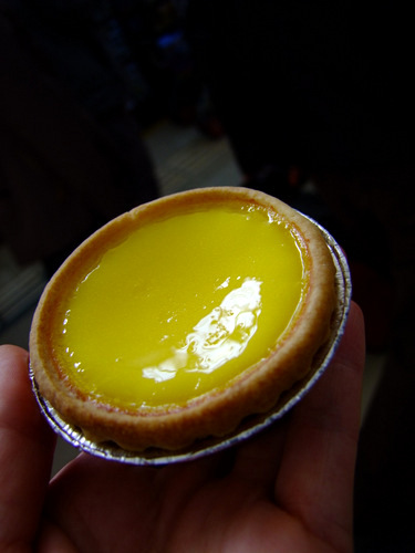 「香港・旧正月 チムサーチョイ デザート食べ歩き」_a0000029_1616147.jpg