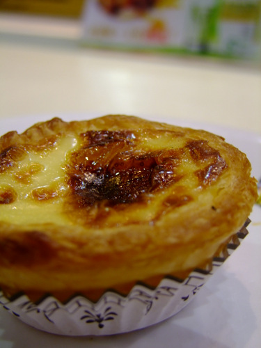 「香港・旧正月 チムサーチョイ デザート食べ歩き」_a0000029_1661545.jpg