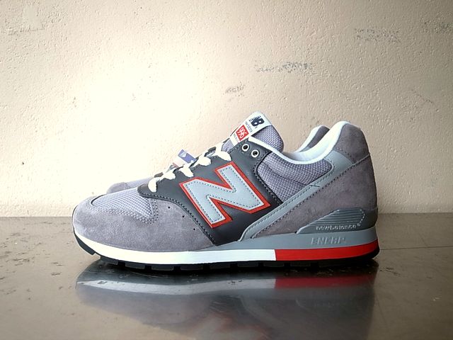 new balance 2013SS第二弾 M996&M1300 ！！_a0122933_1627518.jpg