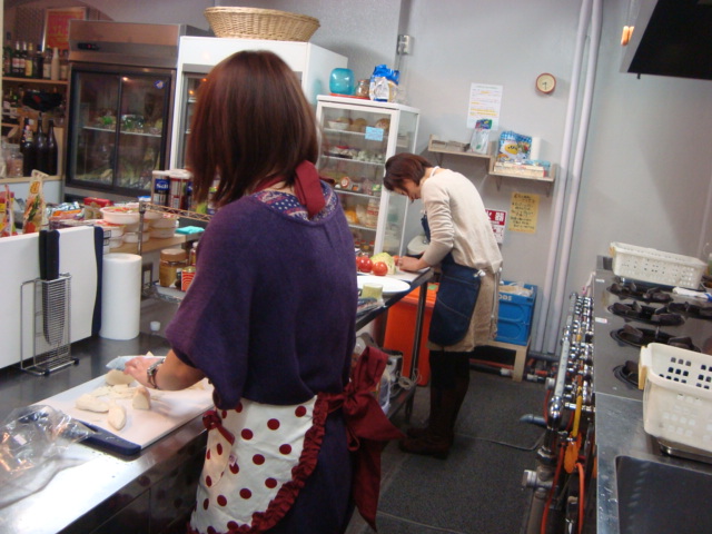 東中野「セルフキッチン」へ行く。_f0232060_13105559.jpg