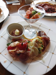 来年の予定があるから、肉もほどほど食べましょう。_b0141773_2218667.jpg