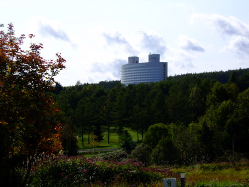 「北海道2012 新富良野プリンスホテル(2) 風のガーデン」_a0000029_2358919.jpg
