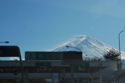 車窓からの富士山　　\'13.2.16_d0168292_1118511.jpg