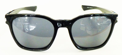 OAKLEY2013年新作ライフスタイルサングラスGRAGEROCK(ガレージロック)入荷!_c0003493_9192037.jpg