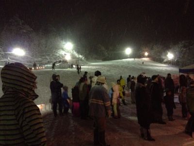 大江町スキー場花火大会 私 農民になりました