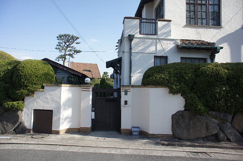 再び近江岸邸へ_c0094541_141334100.jpg
