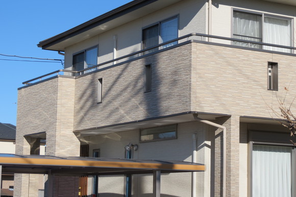 130303 L型形状のバルコニー_d0288367_16334647.jpg