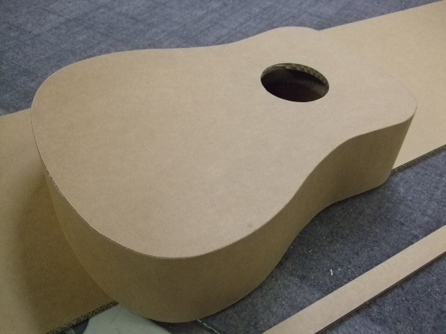 Paper Guitar_e0189870_1652613.jpg