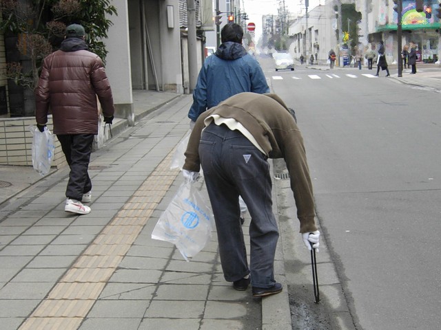 2/15 二日町の地域清掃活動を行いました_b0245781_11332314.jpg