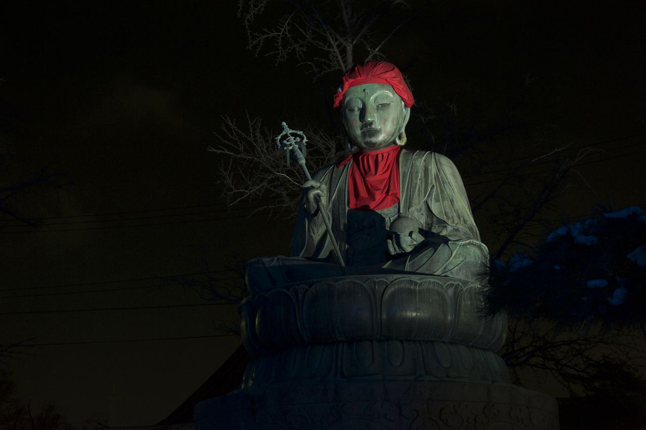 長野灯明祭り（２）　青の山門　善光寺　_d0239781_1744488.jpg