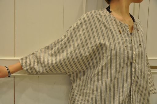 シャツをまとって　　・　・　・　　　KAPITAL_b0110582_20503.jpg
