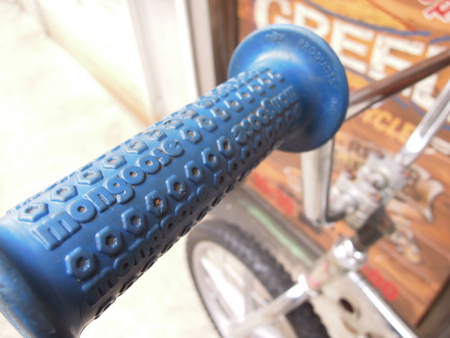 VINTAGE MONGOOSE MOTOMAG BMX 1980s : sixhelmets quality clothes VINTAGE MONGOOSE MOTOMAG BMX 1980s : sixhelmets quality clothes