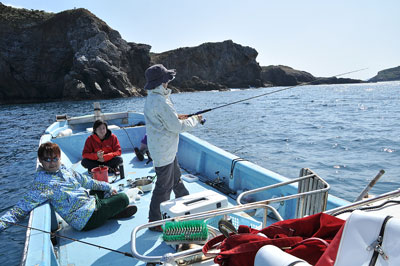 「釣り&クジラ探し」_b0033573_11535460.jpg