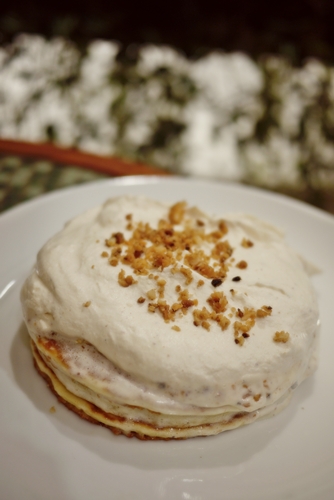 ホノルルコーヒーのマカダミアナッツクリームパンケーキ Life Is Delicious ホノルルコーヒーのマカダミアナッツクリームパンケーキ Life Is Delicious