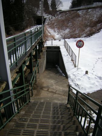 ~こんな駅から汽車に乗ってみたい~三陸鉄道・堀内駅_b0206037_041249.jpg