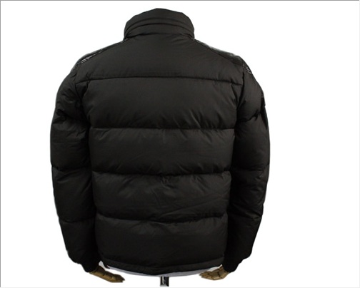 MONCLER モンクレール 2011/2012秋冬新作 Lacblanc メンズ ダウンジャケット(ブラック)_e0218947_982528.jpg