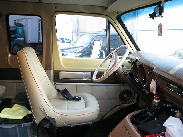 1973 DODGE VAN_a0110720_1811402.jpg