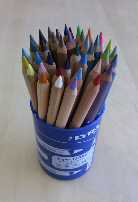 続・LYRA社ファルビー色鉛筆の廃番色について_a0121669_20564521.jpg