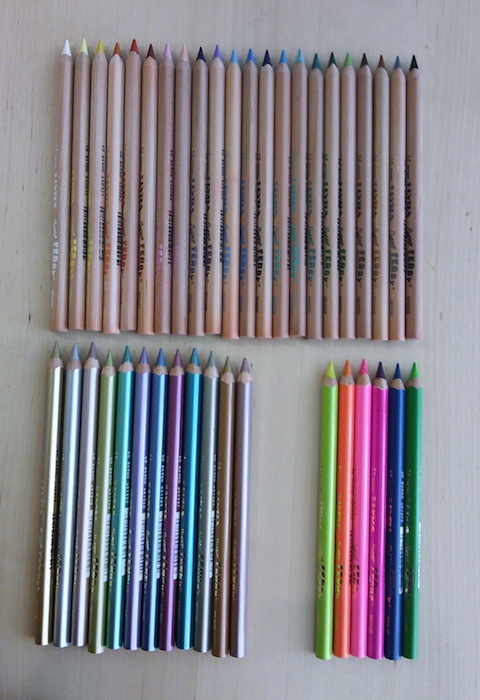 続・LYRA社ファルビー色鉛筆の廃番色について : curiousからのおしらせ